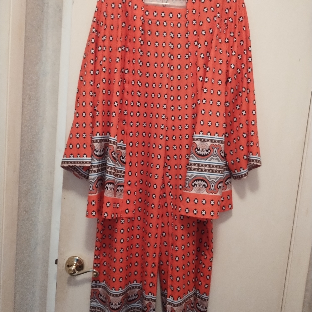 Pant suit - Picture 5 of 15